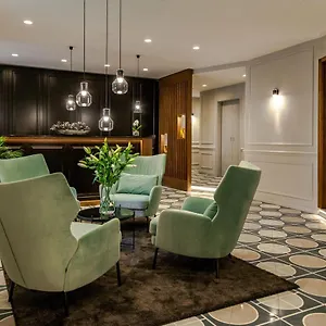 *** Hotel Eye- Boutique Suites, By Bqa Hungary